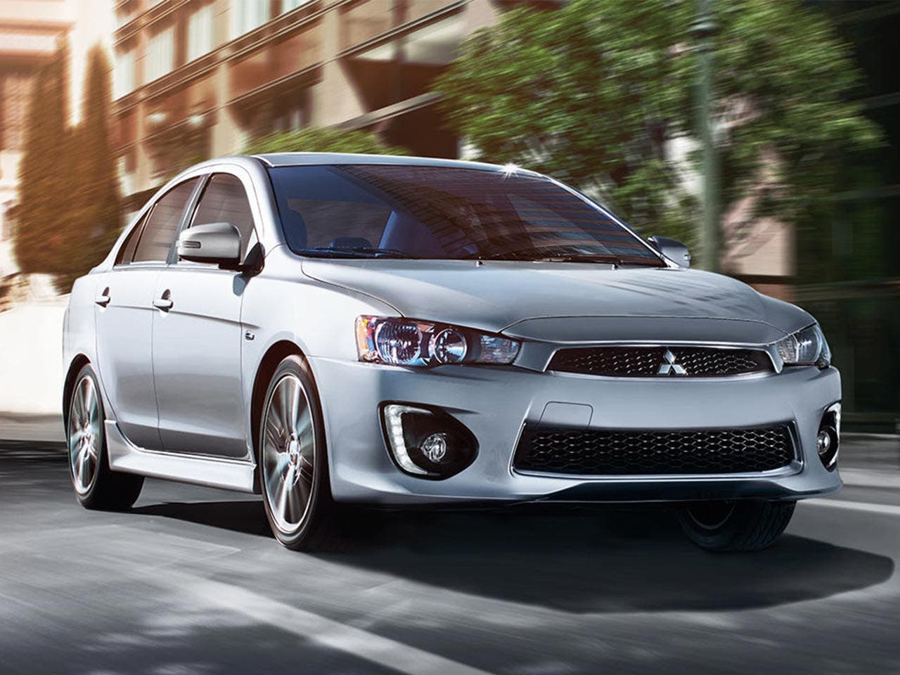 Mitsubishi Lancer ES | Mitsubishi