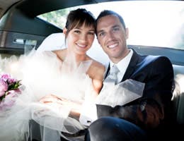 5-clever-ways-to-save-on-your-wedding-1-Intro-Lrg