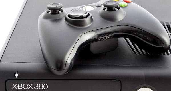 economics-blog-xbox-360-console-and-controller