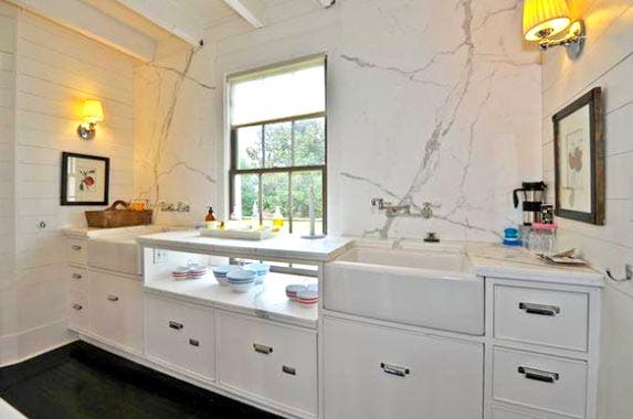 Faith Hill and Tim McGraw selling a fantastic farm Faith Hill and Tim McGraw selling a fantastic farm | Realtor.com