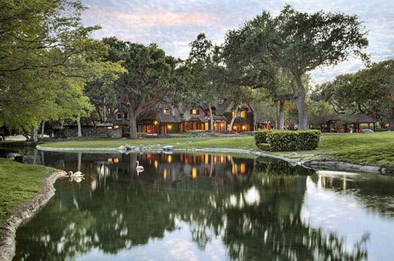 Neverland Ranch for sale © Realtor.com
