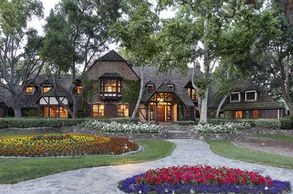 Neverland Ranch for sale © Realtor.com