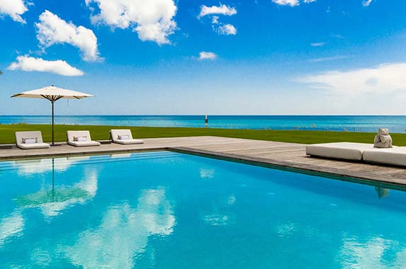 See Celine Dion's amazing water-park home See Celine Dion's amazing water-park home | TopTenRealEstateDeals.com