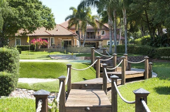 Justin Timberlake's 'N Sync-era home nets $2.4M Justin Timberlake's 'N Sync-era home nets $2.4M | Redfin