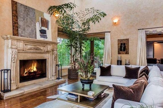 Pop inside the home of 98 Degrees singer Nick Lachey Pop inside the home of 98 Degrees singer | Redfin