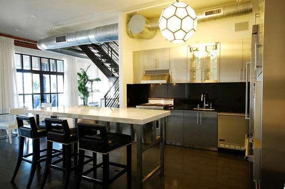 Charlize Theron sold this LA penthouse at a big loss Charlize Theron sold this LA penthouse at a big loss | Redfin