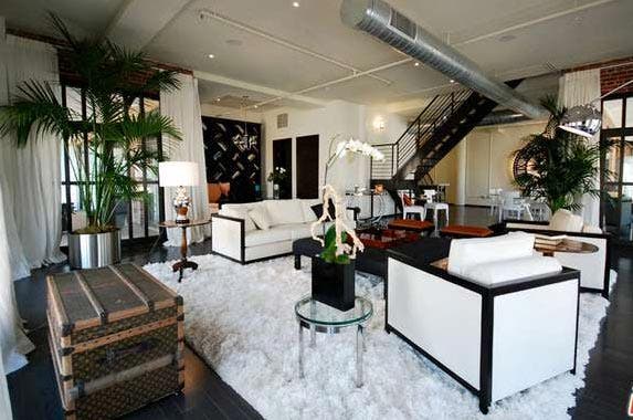 Charlize Theron sold this LA penthouse at a big loss Charlize Theron sold this LA penthouse at a big loss | Redfin