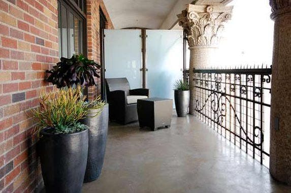 Charlize Theron sold this LA penthouse at a big loss Charlize Theron sold this LA penthouse at a big loss | Redfin
