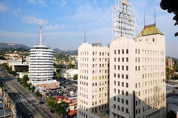 Charlize Theron sold this LA penthouse at a big loss Charlize Theron sold this LA penthouse at a big loss | Redfin