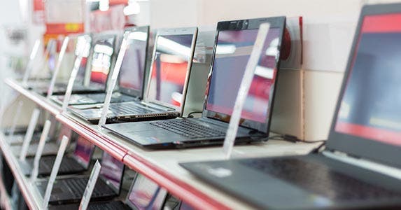 Think holidays for high-end electronics Think holidays for high-end electronics © Korta/Shutterstock.com