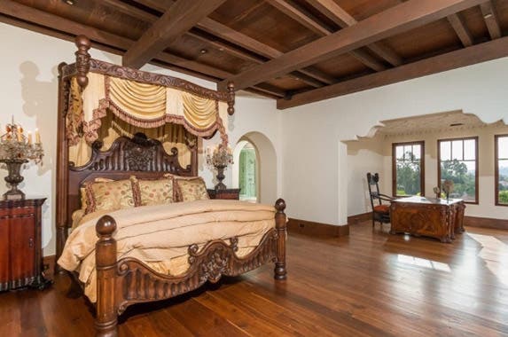 Phil Mickelson's home 'fore' sale Phil Mickelson's home 'fore' sale | Realtor.com