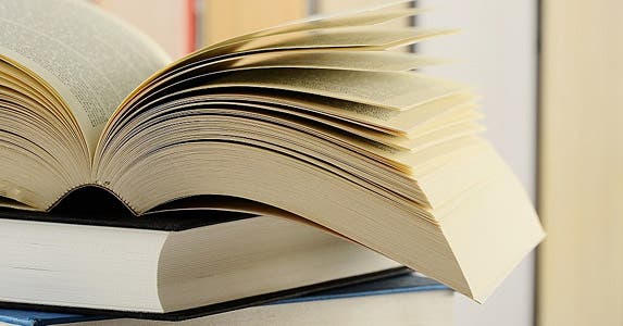 Books © monticello/Shutterstock.com