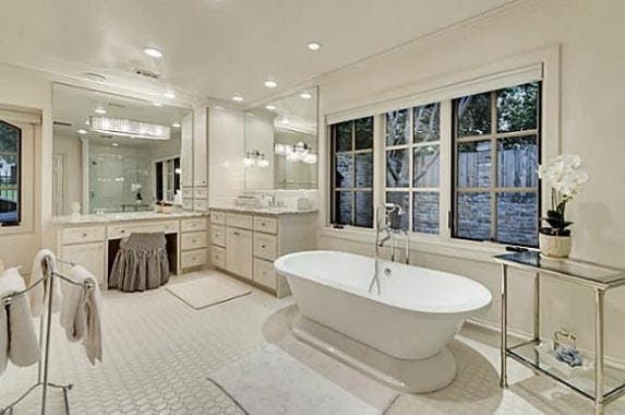 Chuck Norris sells Dallas home Chuck Norris sells Dallas home | Realtor.com