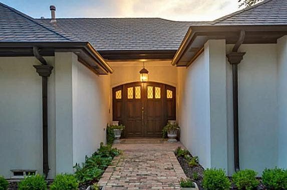 Chuck Norris sells Dallas home Chuck Norris sells Dallas home | Realtor.com