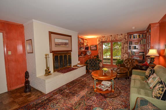 Study | Patricia Burns, Middleburg Real Estate
