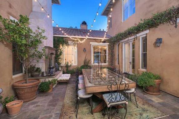 Selena Gomez's house for sale | Realtor.com