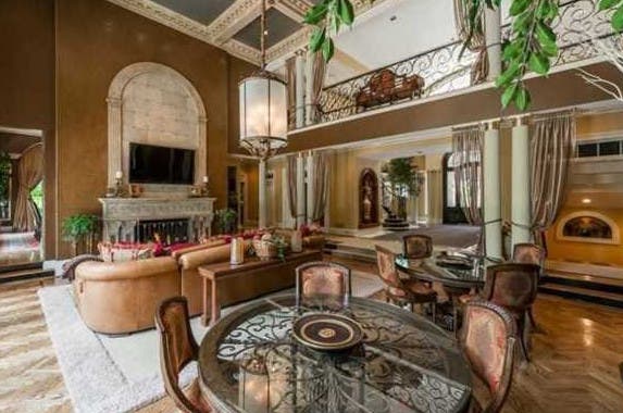Livingroom, Celebrity house for sale: Realtor.com
