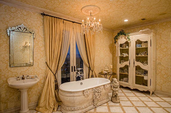 Linda Hogan's estate for sale