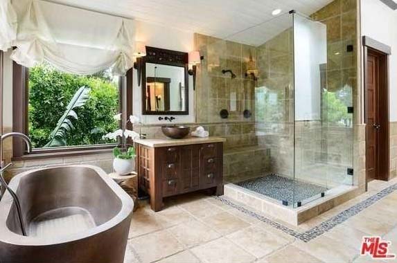 Singer Pink selling Malibu home Singer Pink selling Malibu home| Realtor.com