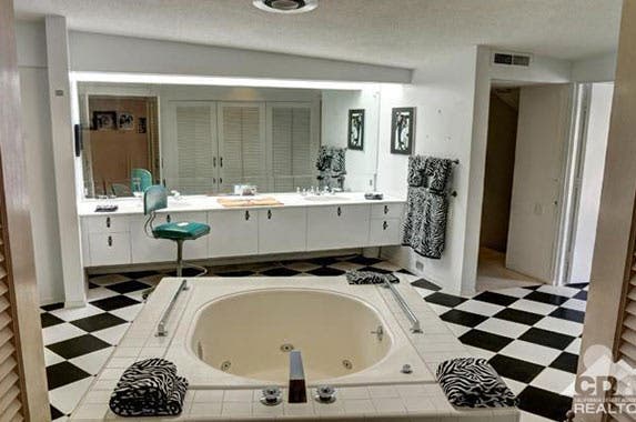Elvis Presley's honeymoon house for sale | Realtor.com