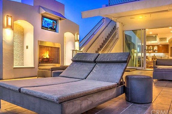 Jean-Claude Van Damme's mansion | Realtor.com