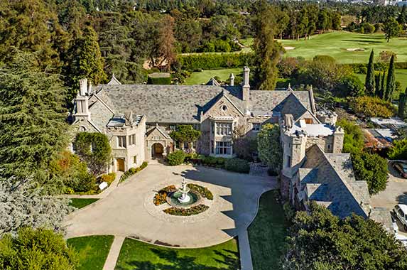 Hefner sells LA Playboy Mansion Playboy Mansion for sale at $200M | Gary Gold & Drew Fenton at Hilton & Hyland, Mauricio Umansky at The Agency; Photo credit: Jim Bartsch