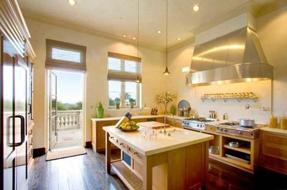 Robin Williams' villa sells at a deep discount Robin Williams' villa sells at a deep discount | Realtor.com