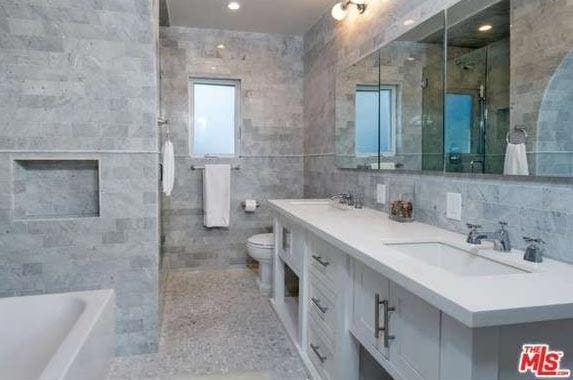 Kerry Washington sells LA home Kerry Washington sells LA home | Redfin
