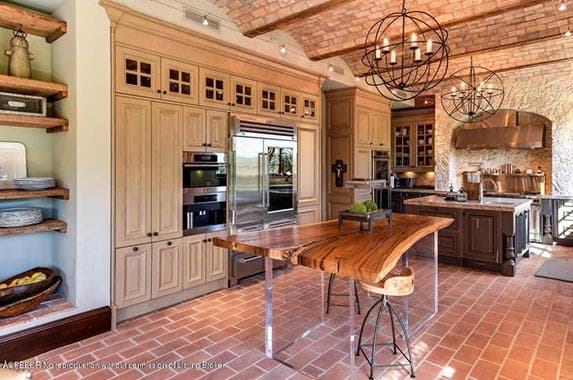 Comedian Kevin James lists Florida estate for $29M Comedian Kevin James lists Florida estate for $29M | Realtor.com