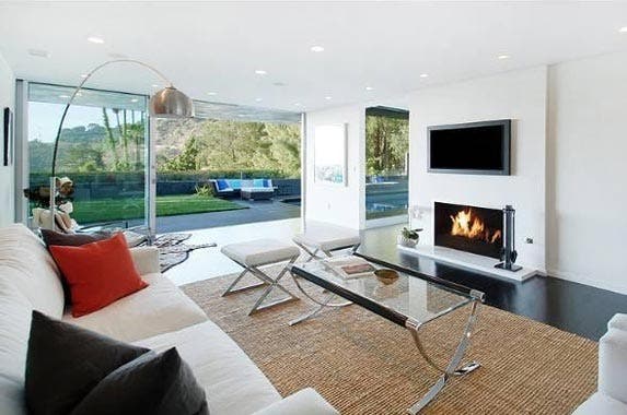 Singer Bruno Mars sells Hollywood home for $3.3M Bruno Mars sells home for $3.3M | Redfin