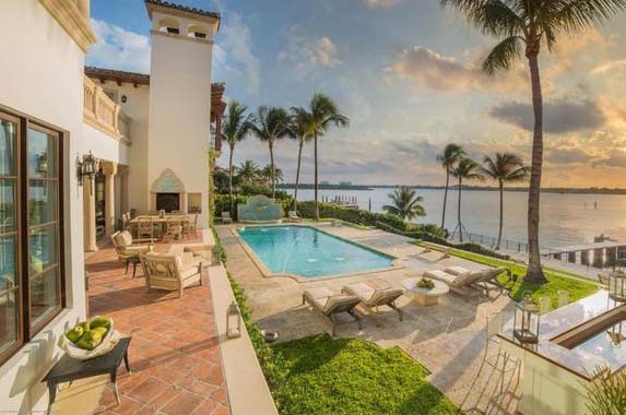 Billy Joel is movin' out of this lavish Florida home Billy Joel is movin' out of this lavish Florida home | Realtor.com