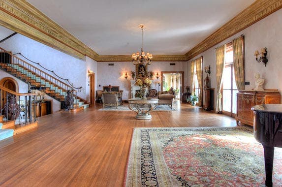 Own and live in your very own White House Own and live in your very own White House | Redfin