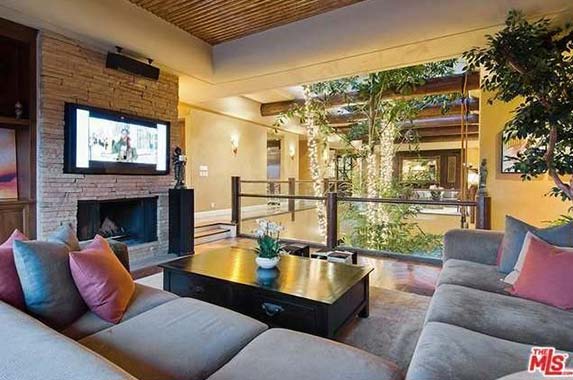 See the 'Home Sweet Home' of Motley Crue's Tommy Lee See the 'Home Sweet Home' of Motley Crue's Tommy Lee | Realtor.com