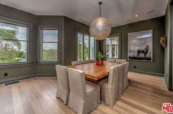 Chris Hemsworth's home for sale Chris Hemsworth's home for sale | Redfin