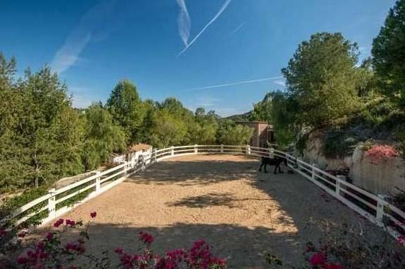 Cher's old home is for sale Cher's old home is for sale | Realtor.com
