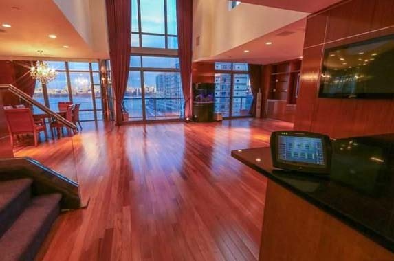See Ice T's 'special view unit': his stunning penthouse See Ice T's 'special view unit': his stunning penthouse | Realtor.com