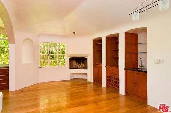 Tom Hanks lists side-by-side homes Tom Hanks lists side-by-side homes | Realtor.com