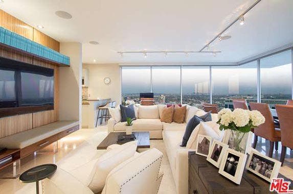 'Shark Tank' star makes killing on condo 'Shark Tank' star makes killing on condo | Redfin