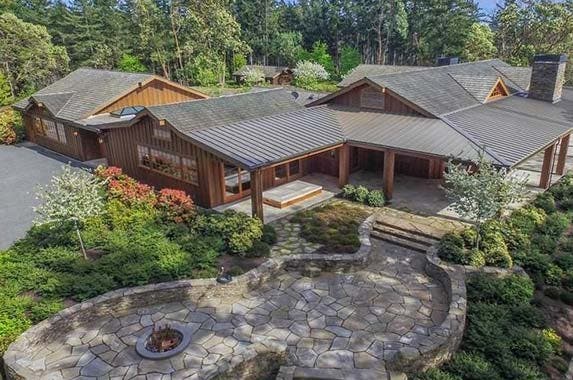 The seriously beautiful home of 'The Joker,' Steve Miller The seriously beautiful home of 'The Joker,' Steve Miller | Realtor.com