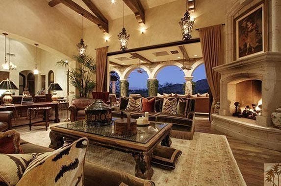 Tony Robbins selling desert home Tony Robbins selling desert home | Realtor.com