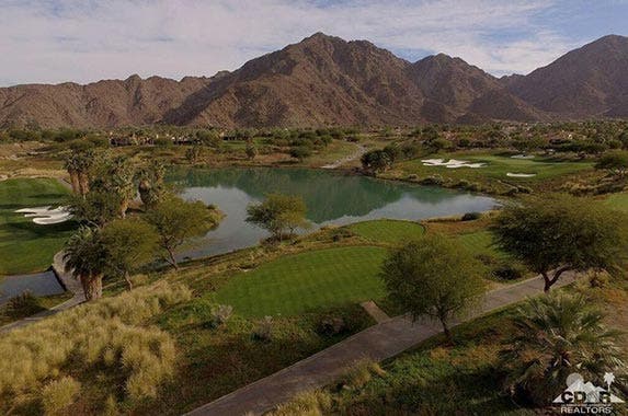 Tony Robbins selling desert home Tony Robbins selling desert home | Realtor.com