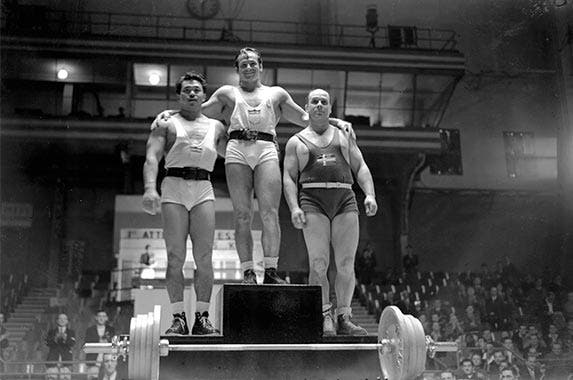 Harold Sakata Harold Sakata | PNA Rota/Getty Images