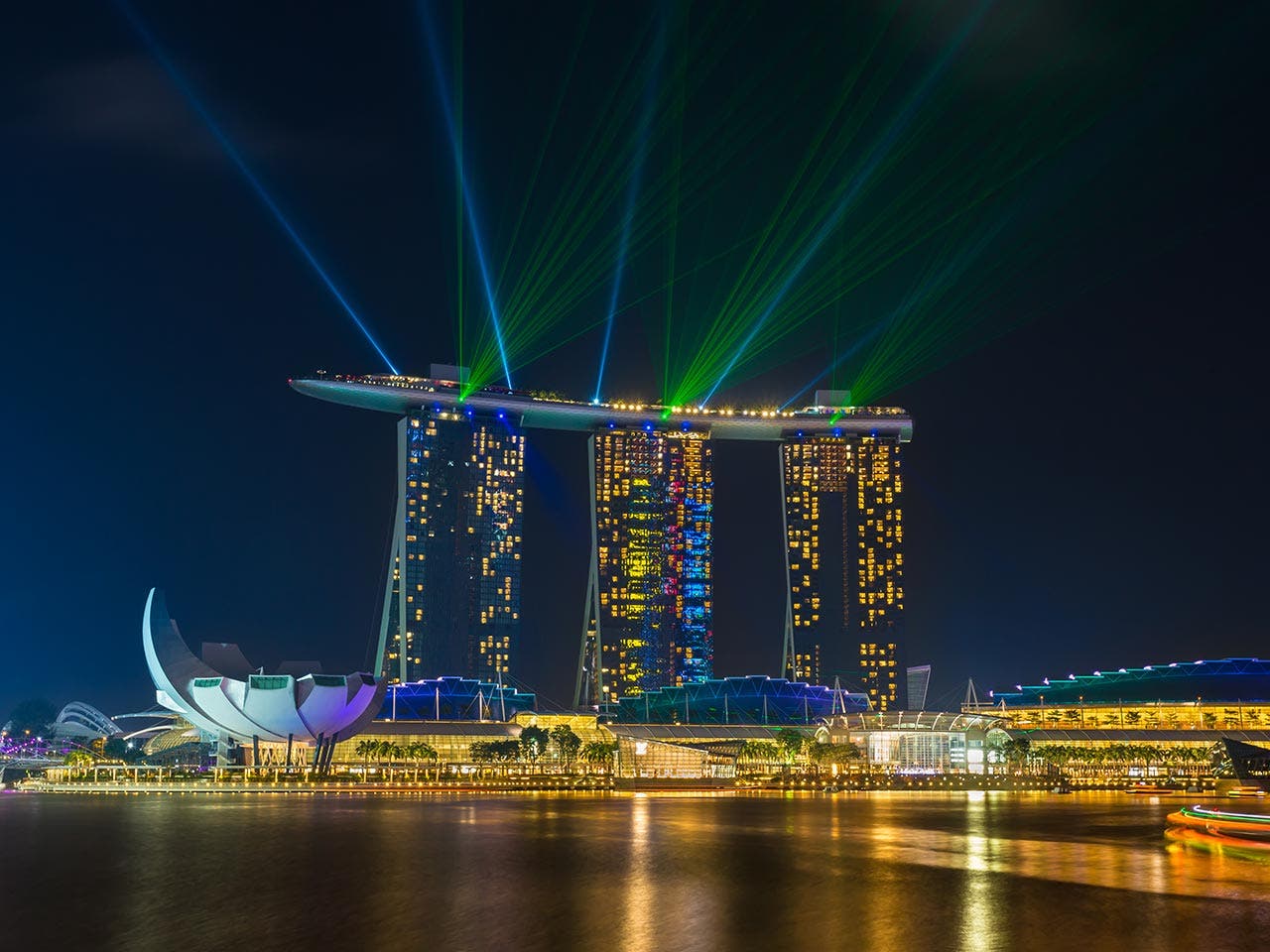 Pakpoom Phummee/Shutterstock.com