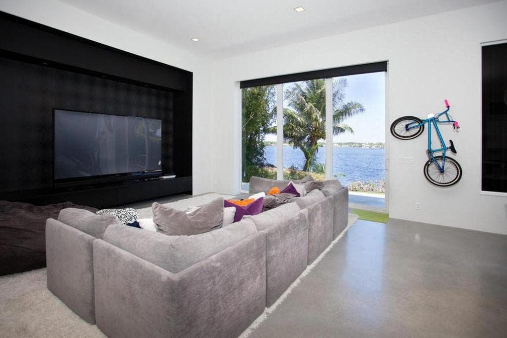 Family room | Realtor.com