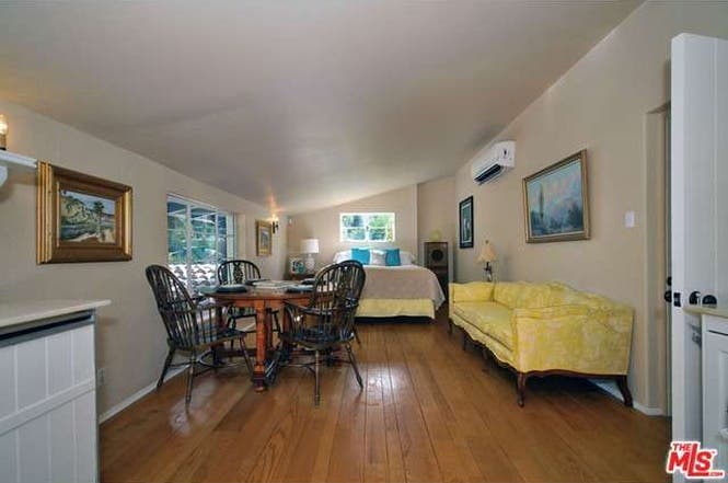 Cary Grant's house: Guesthouse | Redfin