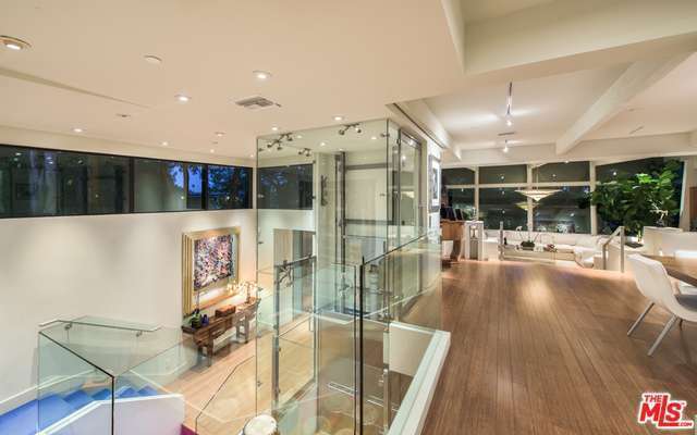 Loft area | Redfin