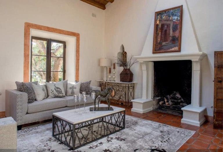 Clint Eastwood lists his Pebble Beach compound for 9.8M