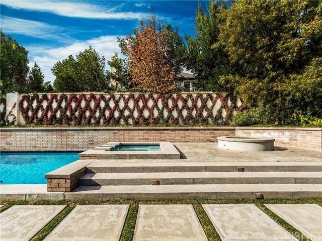 Hot tub | Realtor.com