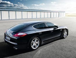 Porsche Panamera 4