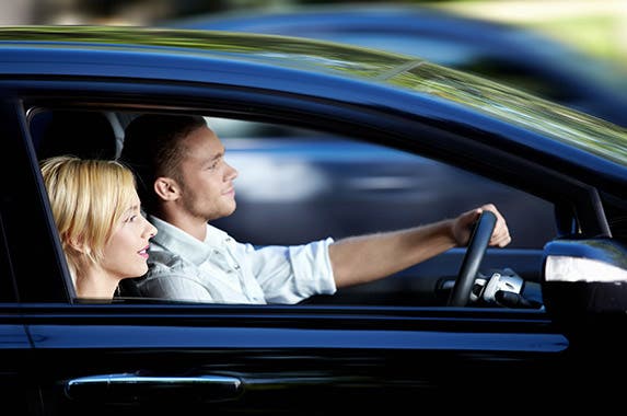 Passenger | © Deklofenak Shutterstock.com